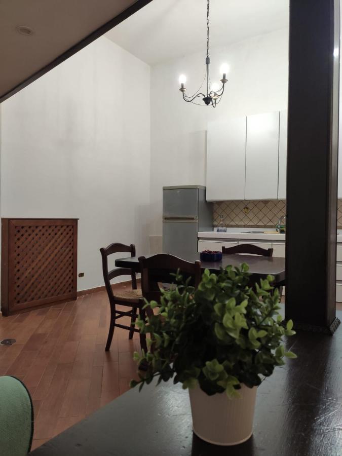 Appartamento Centro Storico Naples Luaran gambar
